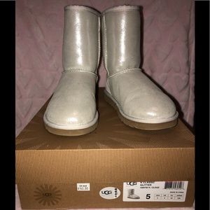 UGG Boots (Women’s Size 6)